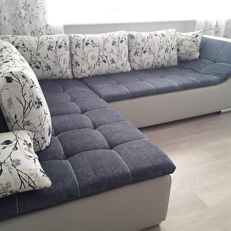 Lbe Apartments Narva Bagian luar foto